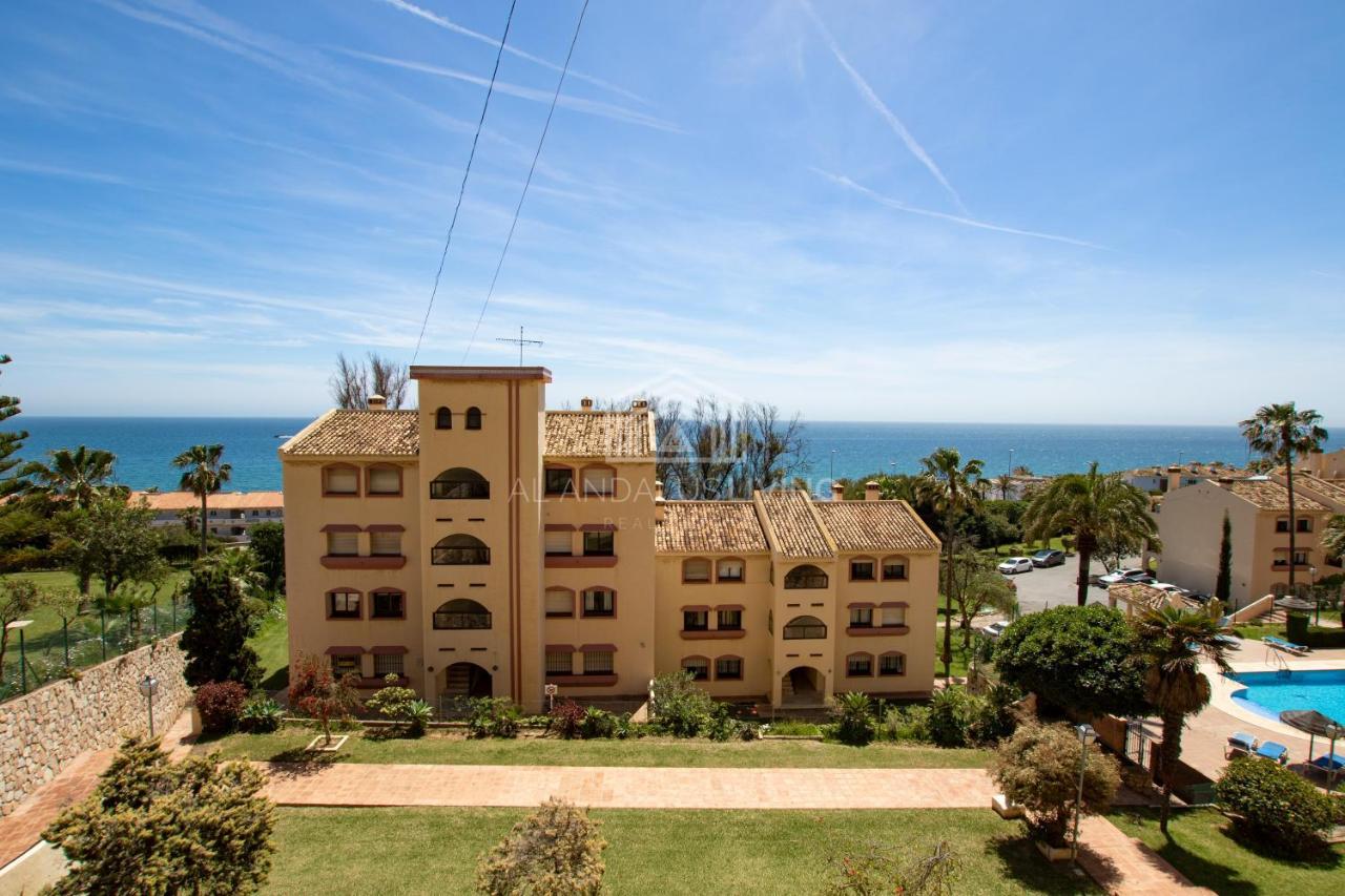 Apartamento Panoramic Sea Views And Direct Access To The Beach From The Community In Torrenueva Málaga Exterior foto