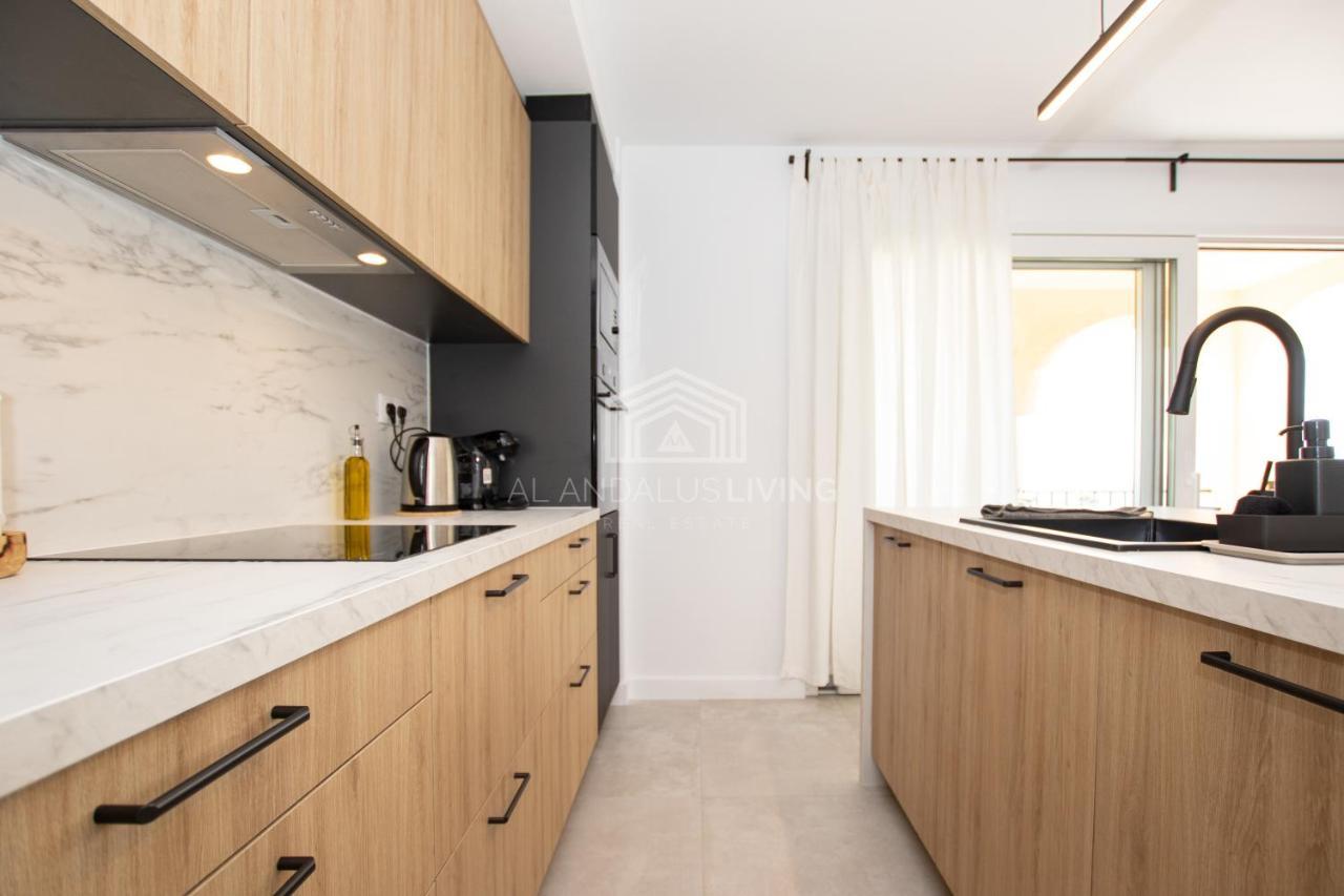 Apartamento Panoramic Sea Views And Direct Access To The Beach From The Community In Torrenueva Málaga Exterior foto